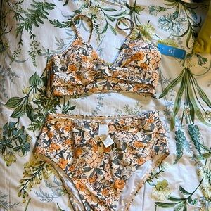 Cupshe 2 pc swimsuit Floral print new